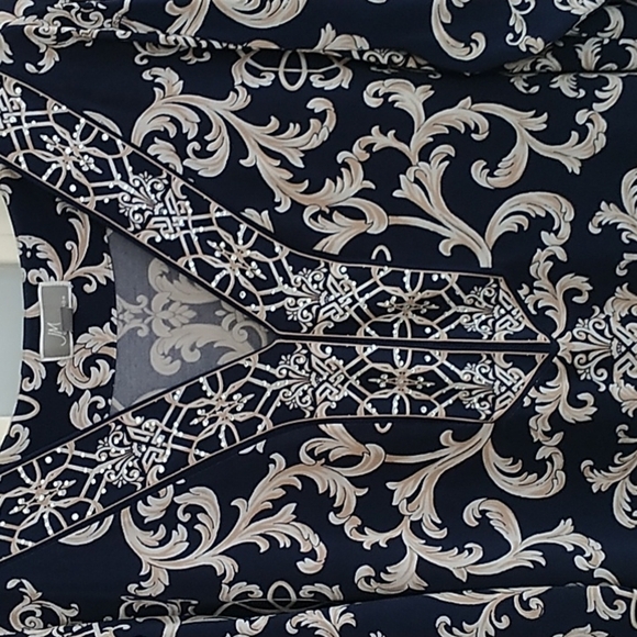 JM Collection Navy Tan Classic Print V Neck Pullover Top XL - Picture 6 of 12